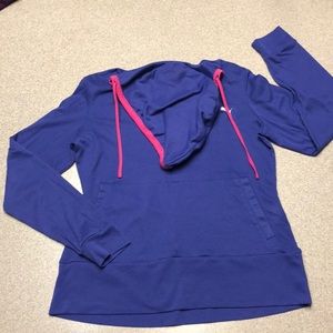 🌲🎁Puma pullover with hood